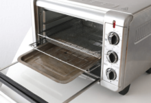 The Essential Guide to Selecting the Right Benchtop Oven for Your Lab